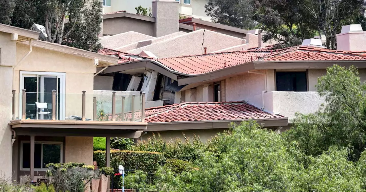 Homes sliding downhill as ground shifts above canyon in Rolling Hills Estates