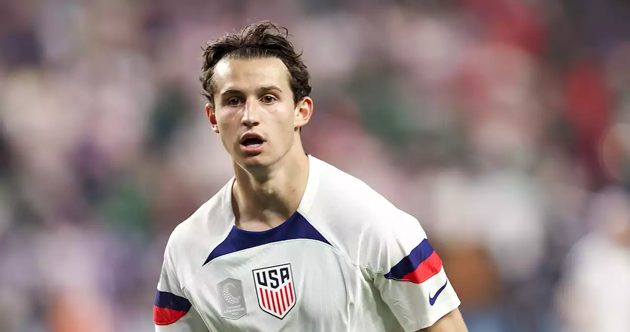 USMNT midfielder Brenden Aaronson joins Union Berlin on loan from Leeds