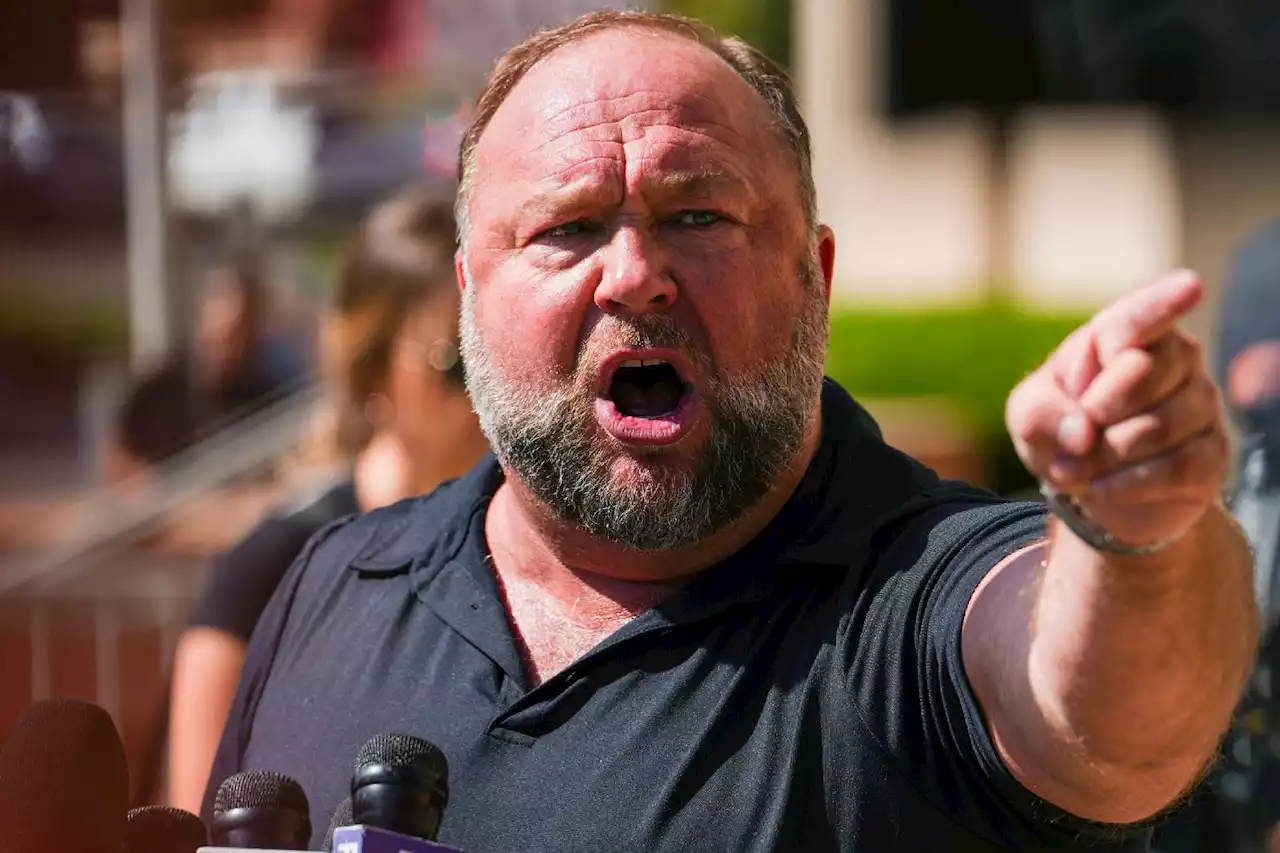 Alex Jones calls for God to 'blow up the planet'