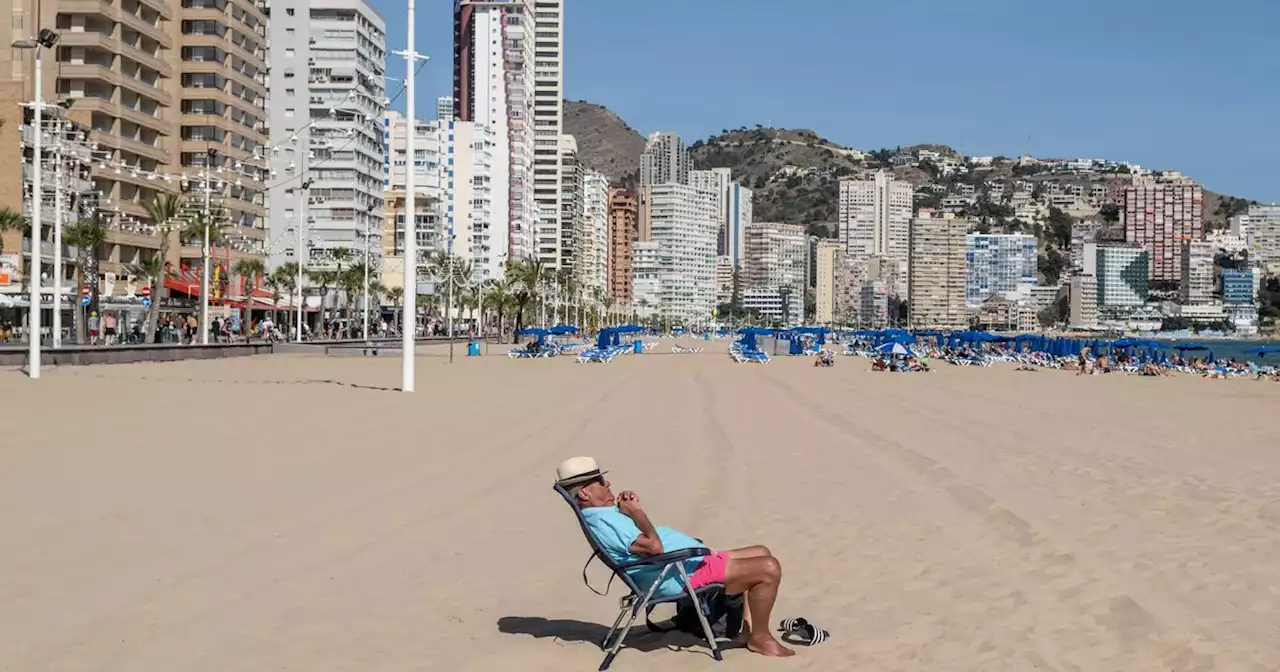 Spain beachgoers warned over 17 visitor rules and fines