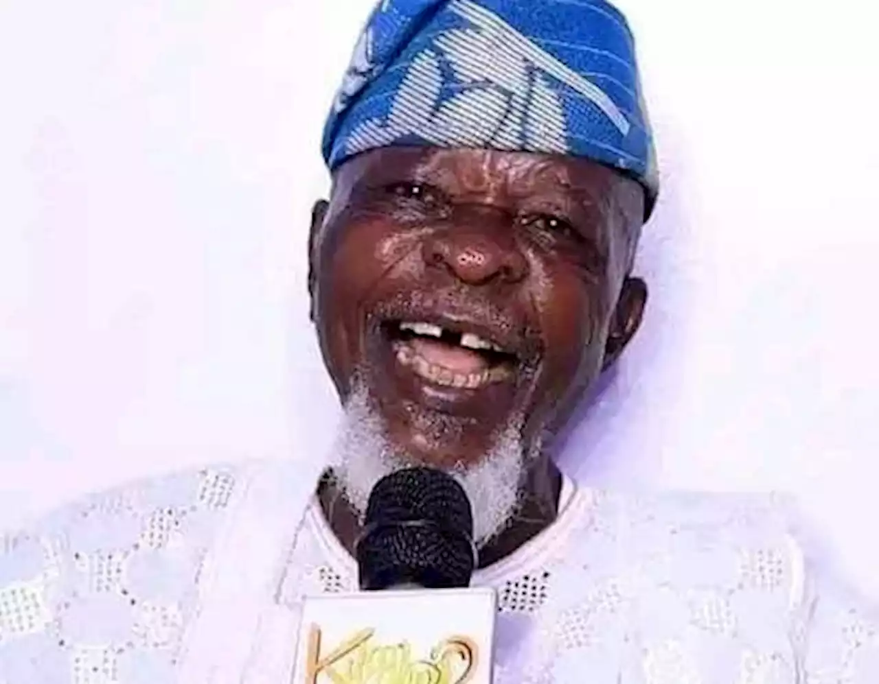 Celebrities felicitate veteran actor Baba Agbako at 100