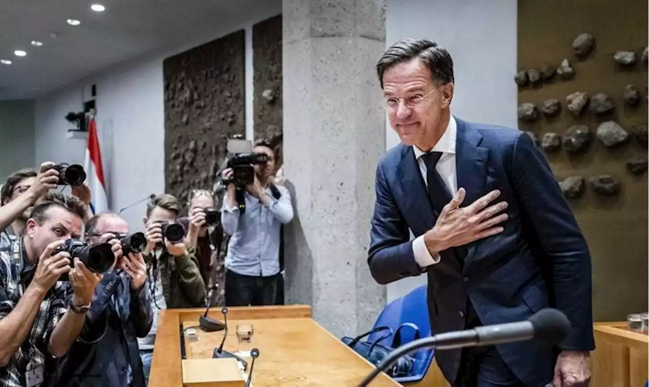 Colpo di scena a L’Aja, Rutte lascia la politica olandese