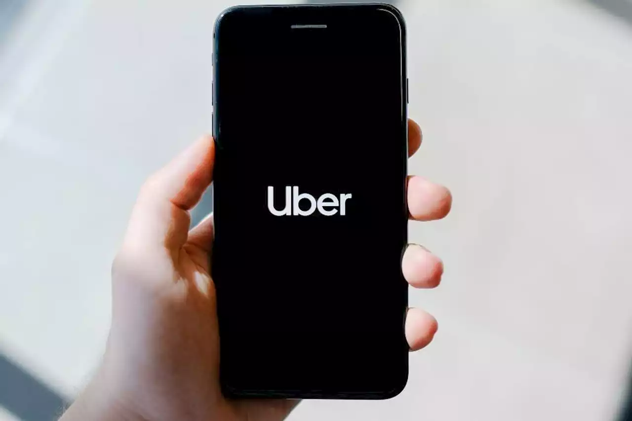 Bug no Uber faz casal pagar R$ 145 mil em viagem que custaria menos de R$ 300