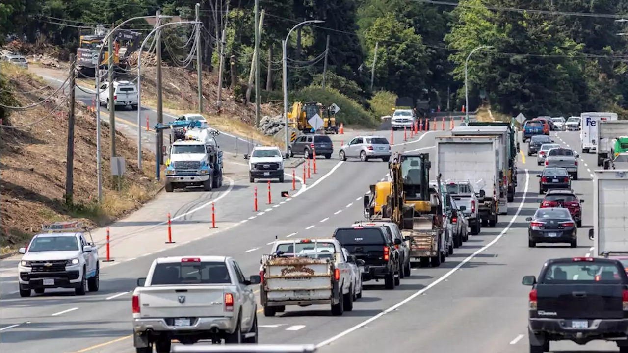 Letters July 10: Grocery stores aplenty; question need for highway overpass; advocating for Centennial Square fountain