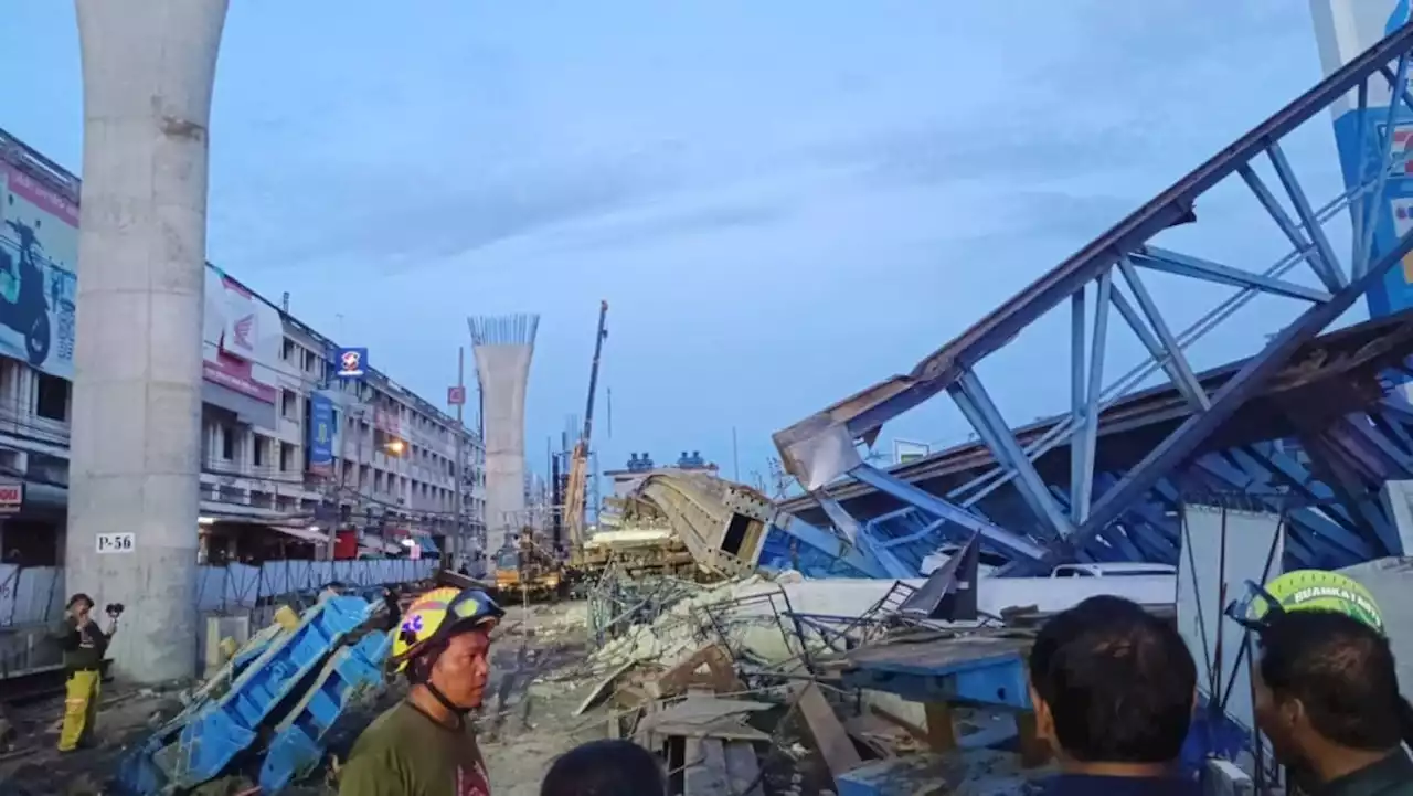 At least 1 dead after under-construction Bangkok highway collapses