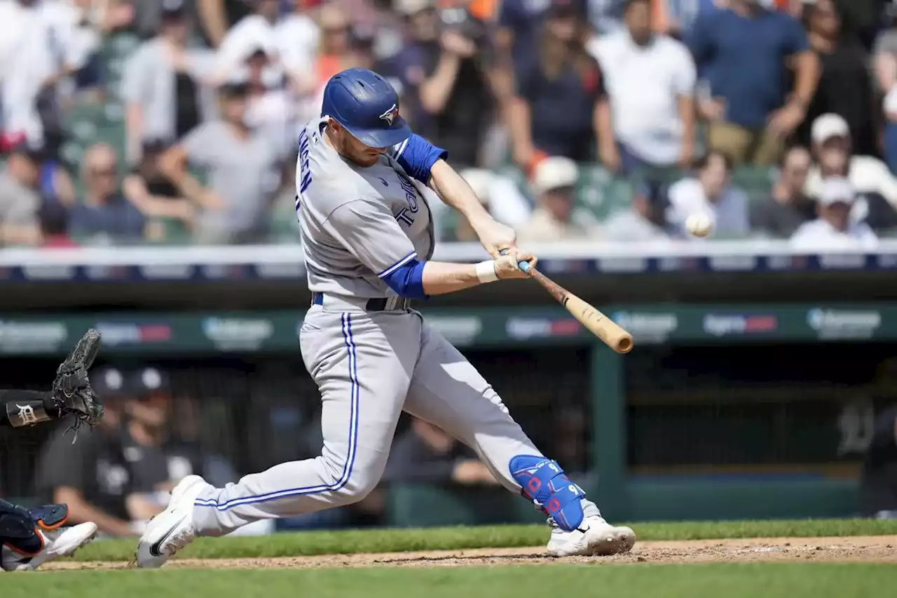 Blue Jays rally with two out in ninth inning, beat Tigers in 10