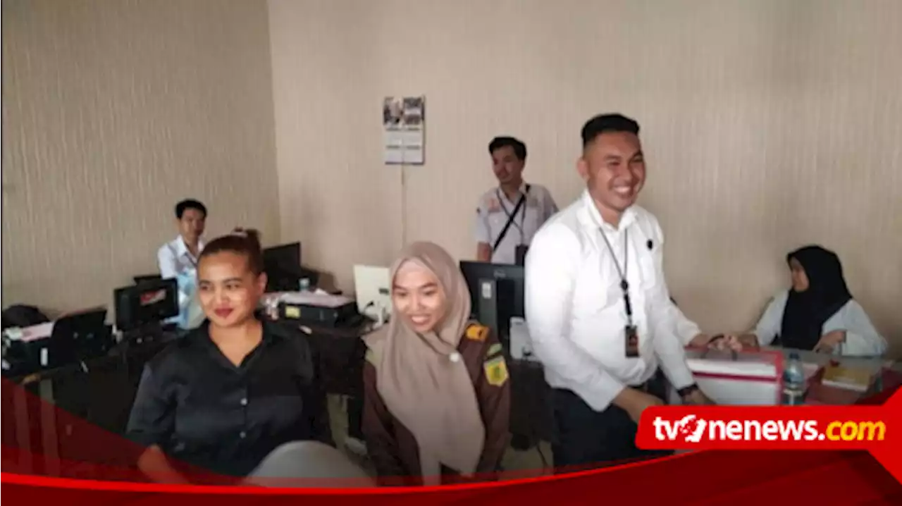 Tiktoker Lina Mukherjee yang Makan Babi Ucap Bismilah, Penuhi Panggilan Tahap ll Kejari Palembang