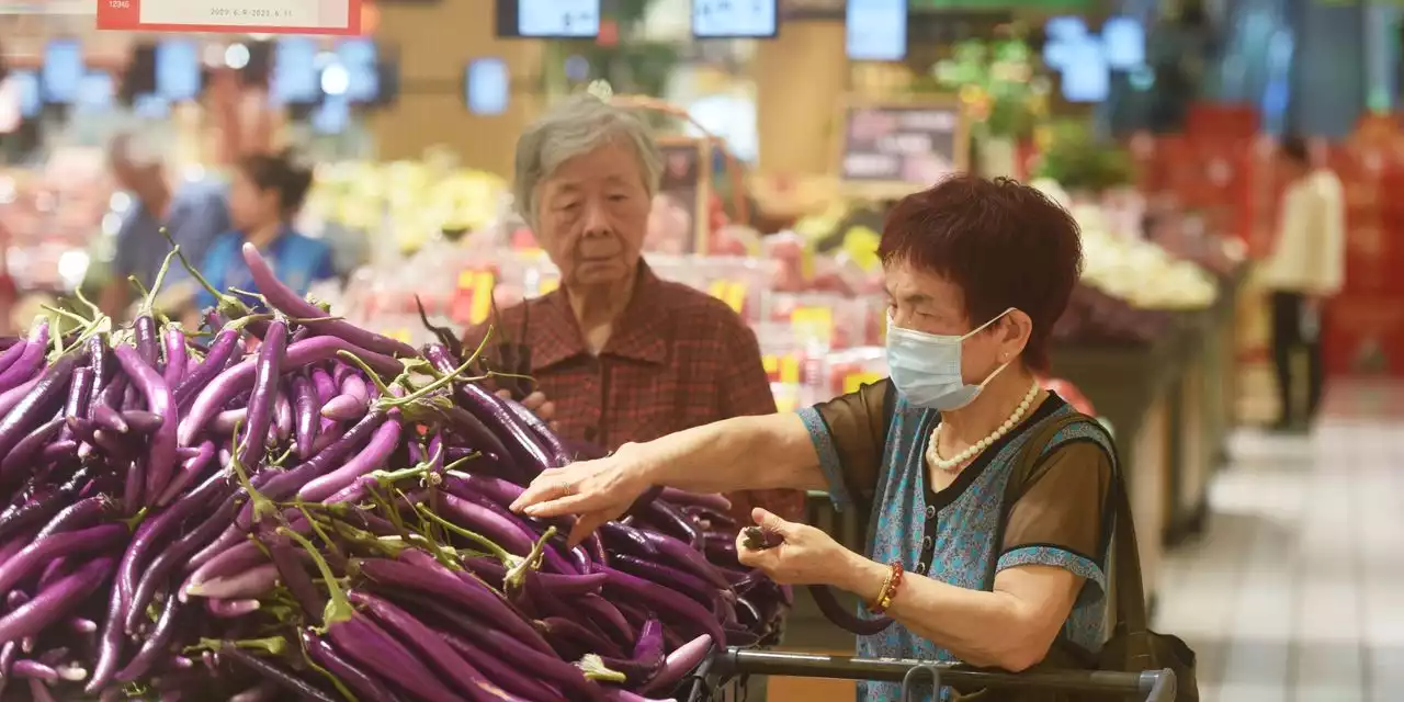 Deflation Looms in China as Rebound Continues to Lose Steam