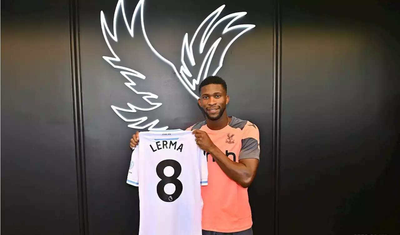 Crystal Palace estrena camiseta en la Premier y Jefferson Lerma fue el modelo que posó con ella