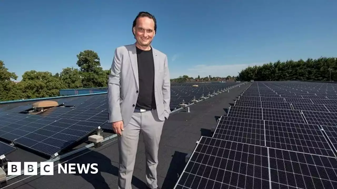 Aylestone: Hundreds of solar panels installed on leisure centre