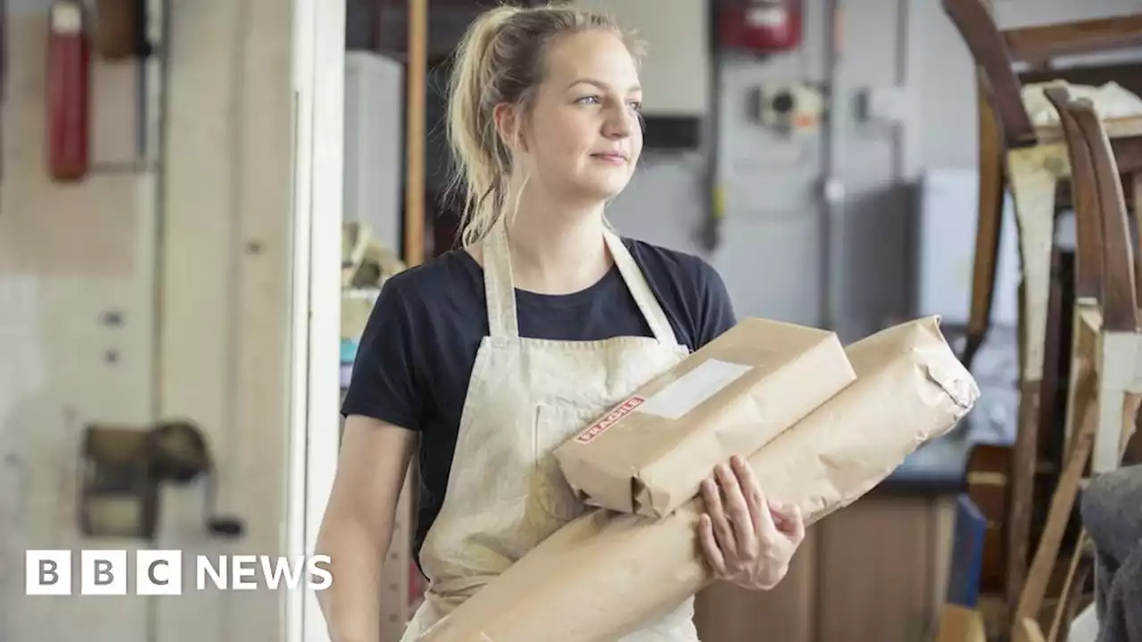 NI economy: Number of workers on payrolls drops in June