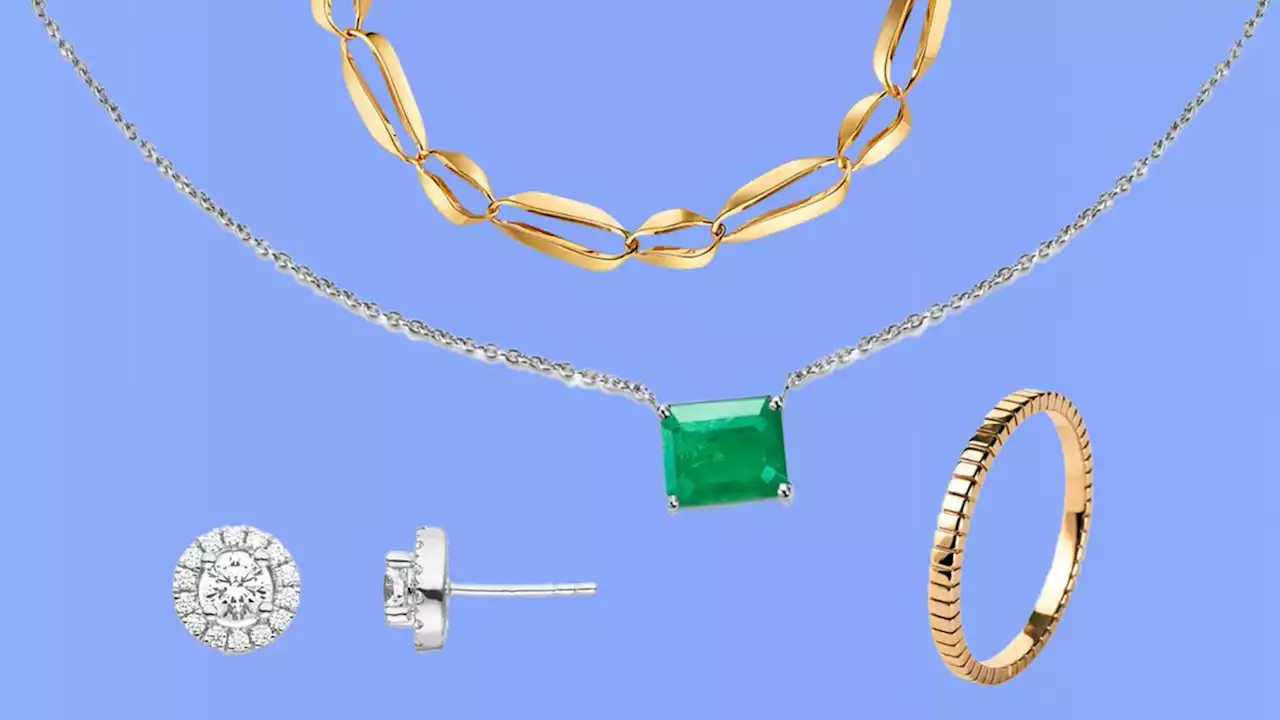 'Quiet Luxury'-Trend 2023: 10 Schmuck-Pieces, in die wir jetzt investieren