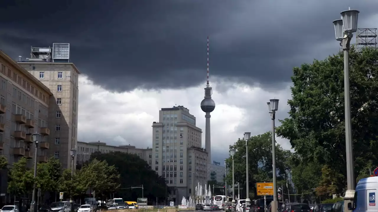 Warnung vor Gewitter und Hagel in Berlin