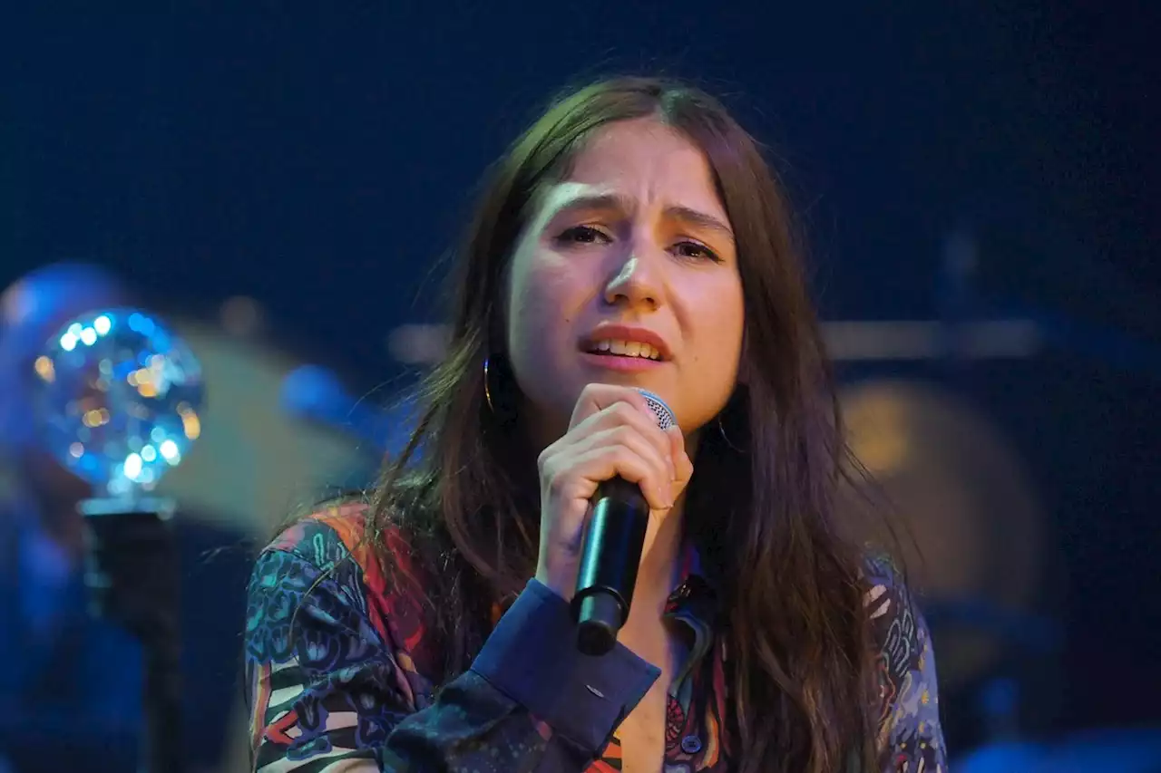 Izïa Higelin : après ses propos visant Emmanuel Macron, l'artiste sera aux Francofolies mais pas à Marcq-en-Barœul