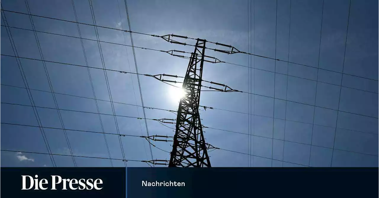 Großhandelspreise für Strom sinken weiter