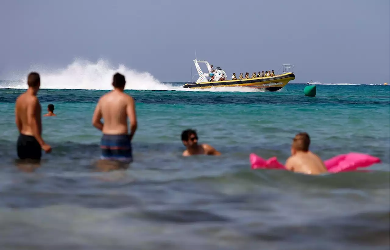 Baden verboten: Kompletter Strand gesperrt: Mallorca kämpft mit fiesem Problem