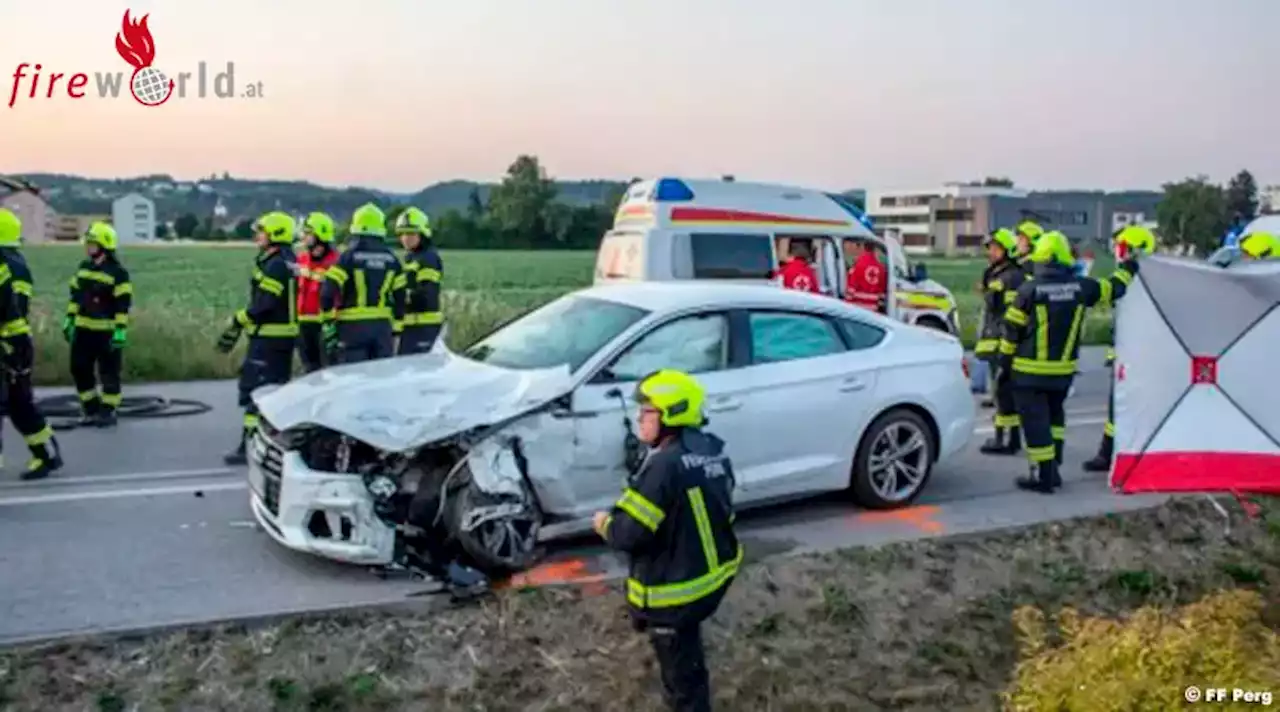 Oö: Schwerer Verkehrsunfall im Stadtgebiet von Perg