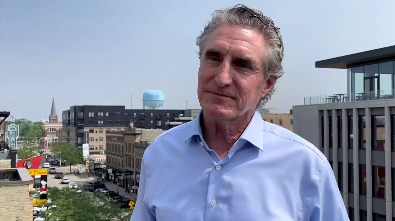 North Dakota Governor Doug Burgum solicits $1 donations in exchange for $20 gift cards