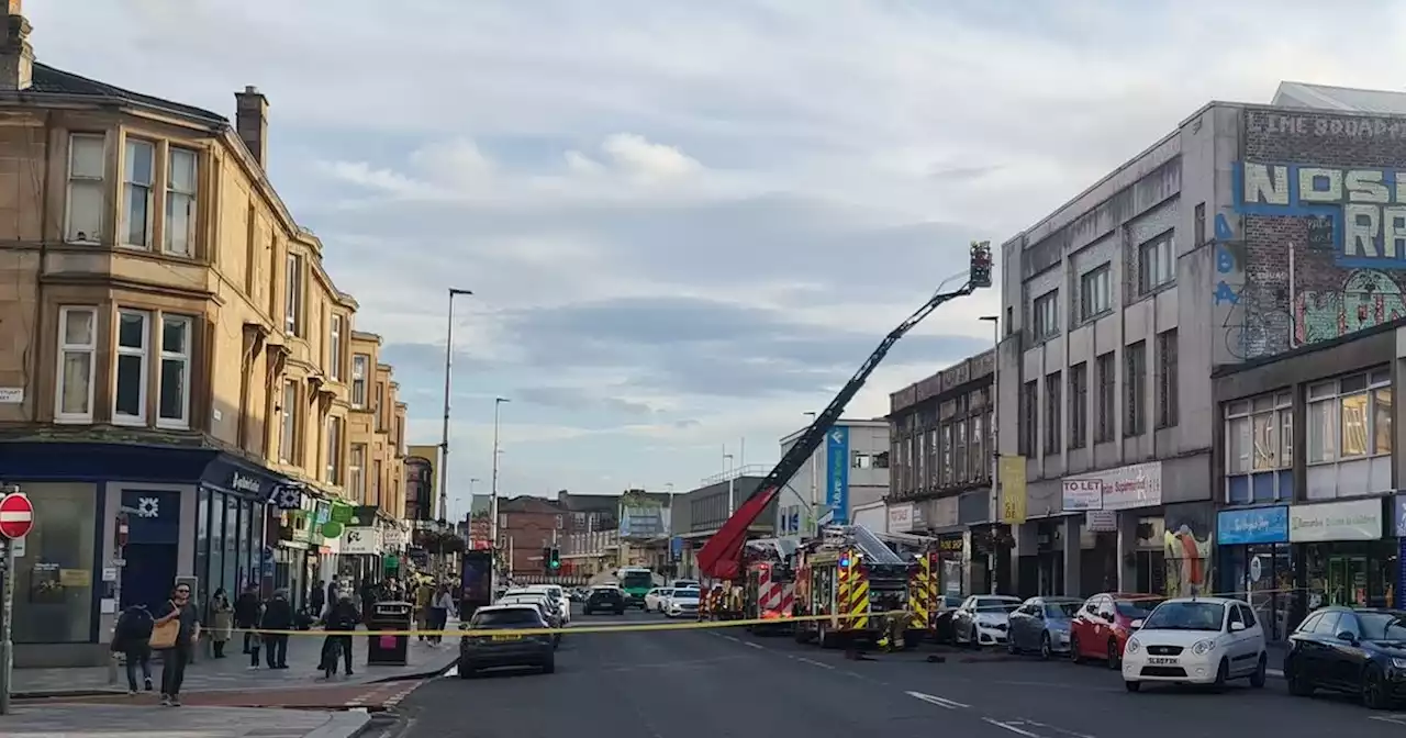 Fire breaks out in Shawlands with road closed as firefighters tackle blaze