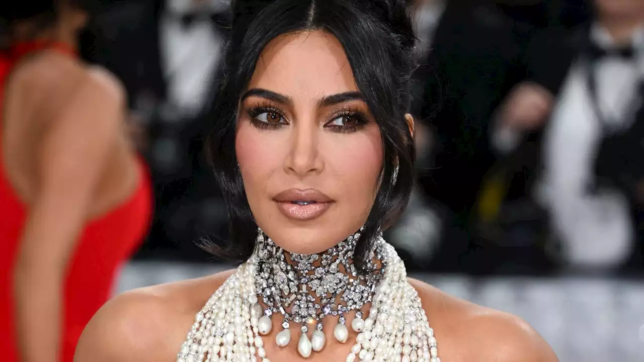 Kim Kardashian victime d’un phénomène paranormal ? Elle se dévoile au naturel et fait une révélation flippante