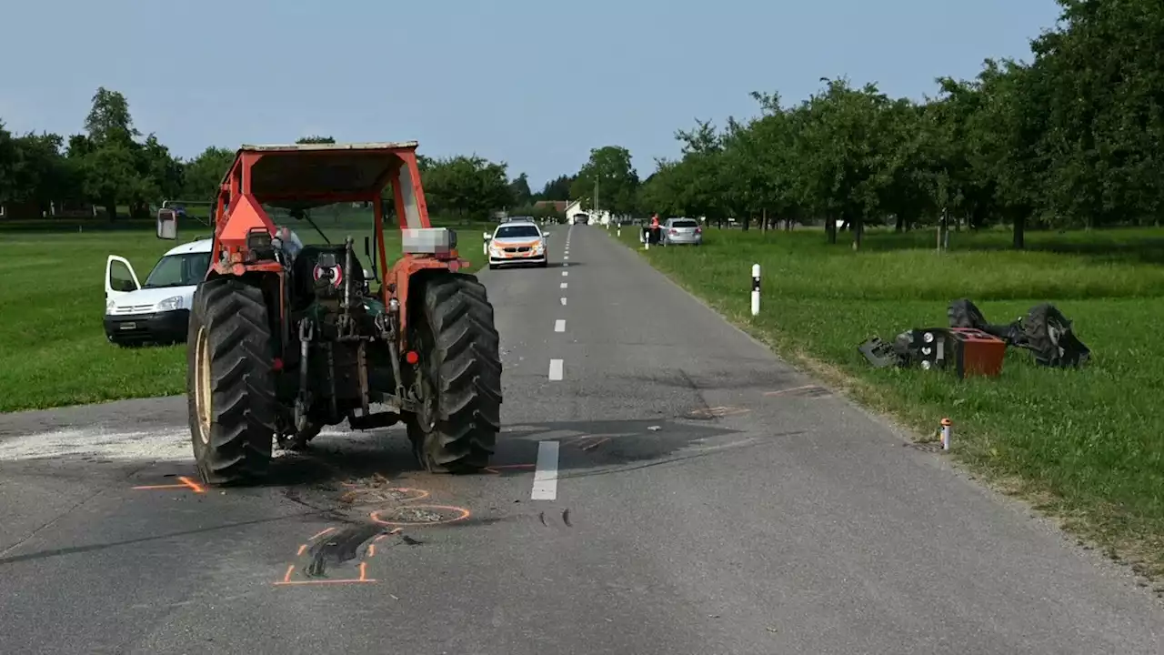 Traktor bei heftigem Unfall in zwei Teile gerissen