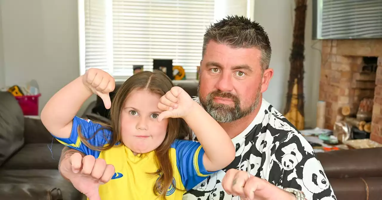 Angry dad sends striking teachers bill after £360 fine for term-time holiday