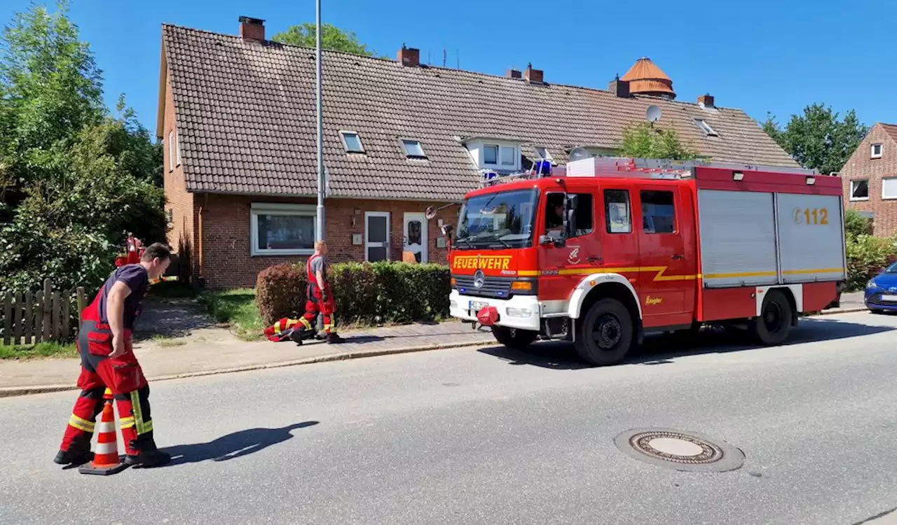 Keller unter Wasser: Mann erleidet Stromschlag – während er auf Retter wartet