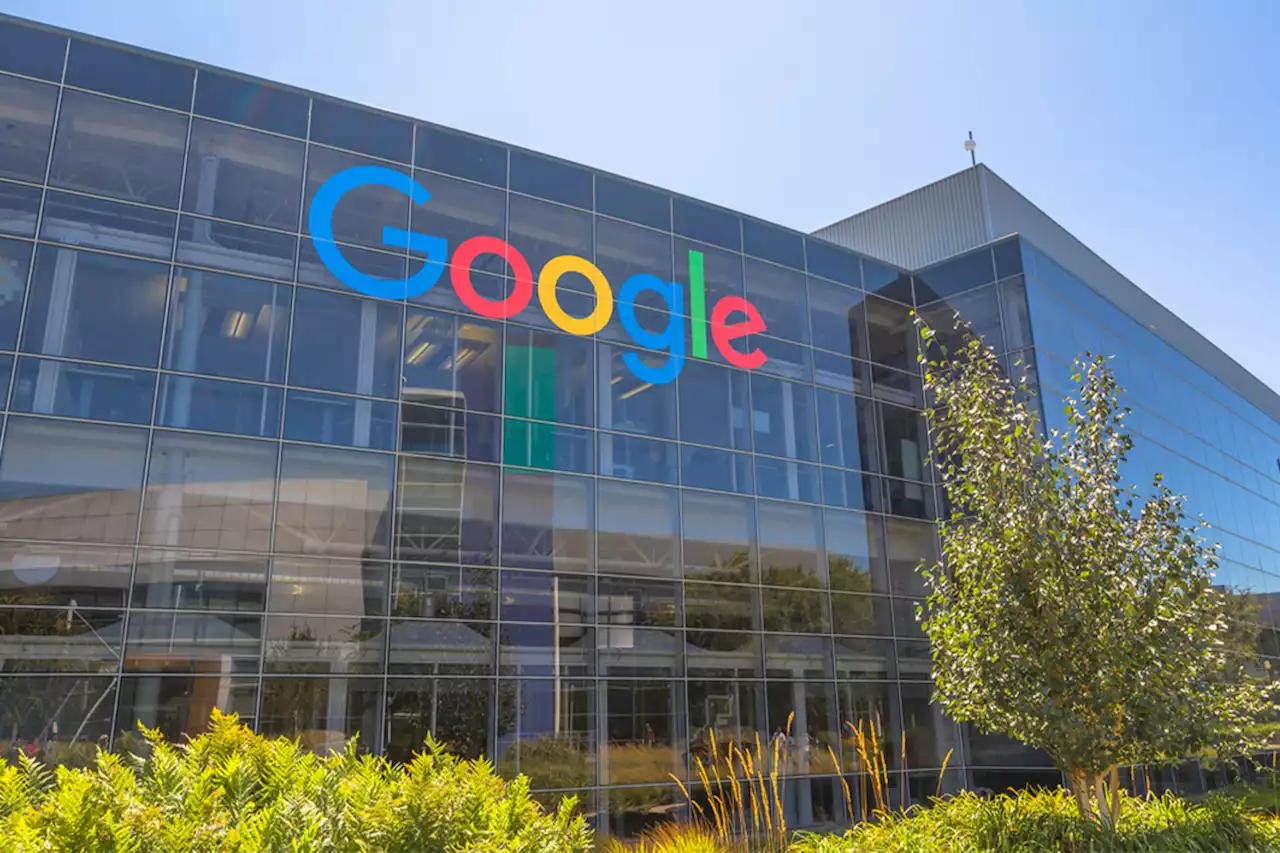 Google loses key AI researcher