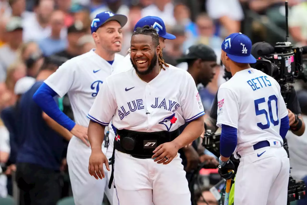 Vladimir Guerrero joins Vladimir Sr. as first father-son Home Run Derby winner