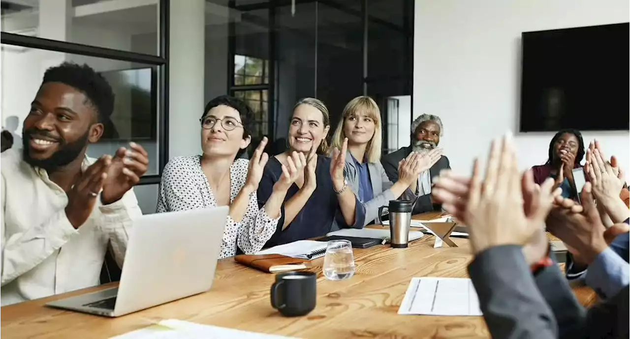 La verdad de si empresas pagarán menos salario por reducción de jornada laboral - Pulzo