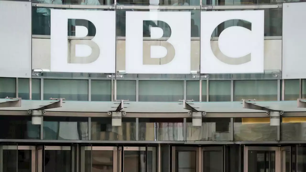 La BBC se défend après des accusations à caractère sexuel visant un présentateur vedette