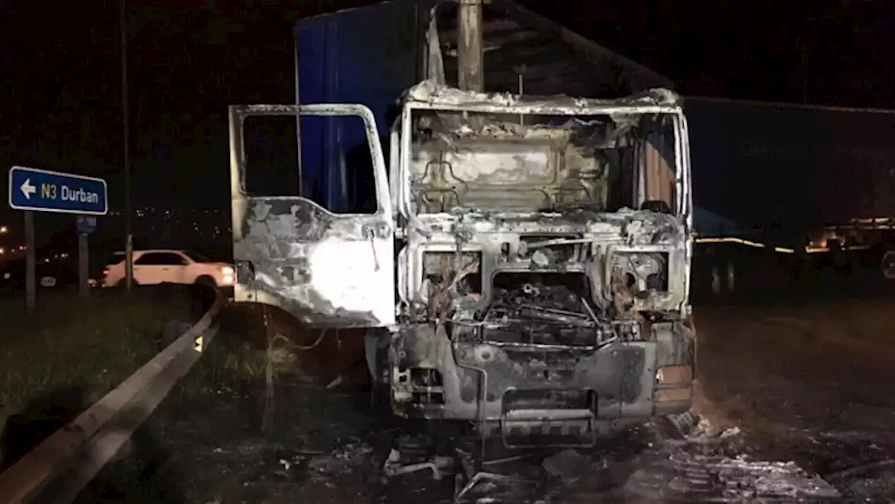 Two more trucks set alight in KwaZulu-Natal - SABC News