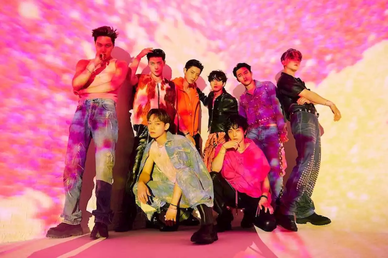 EXO Sweeps iTunes Charts Across The Globe With “EXIST”