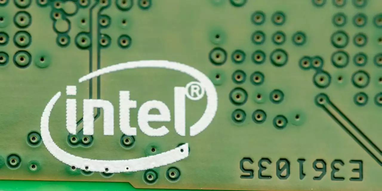 Intel patches buggy Sapphire Rapids Xeons, resumes shipments