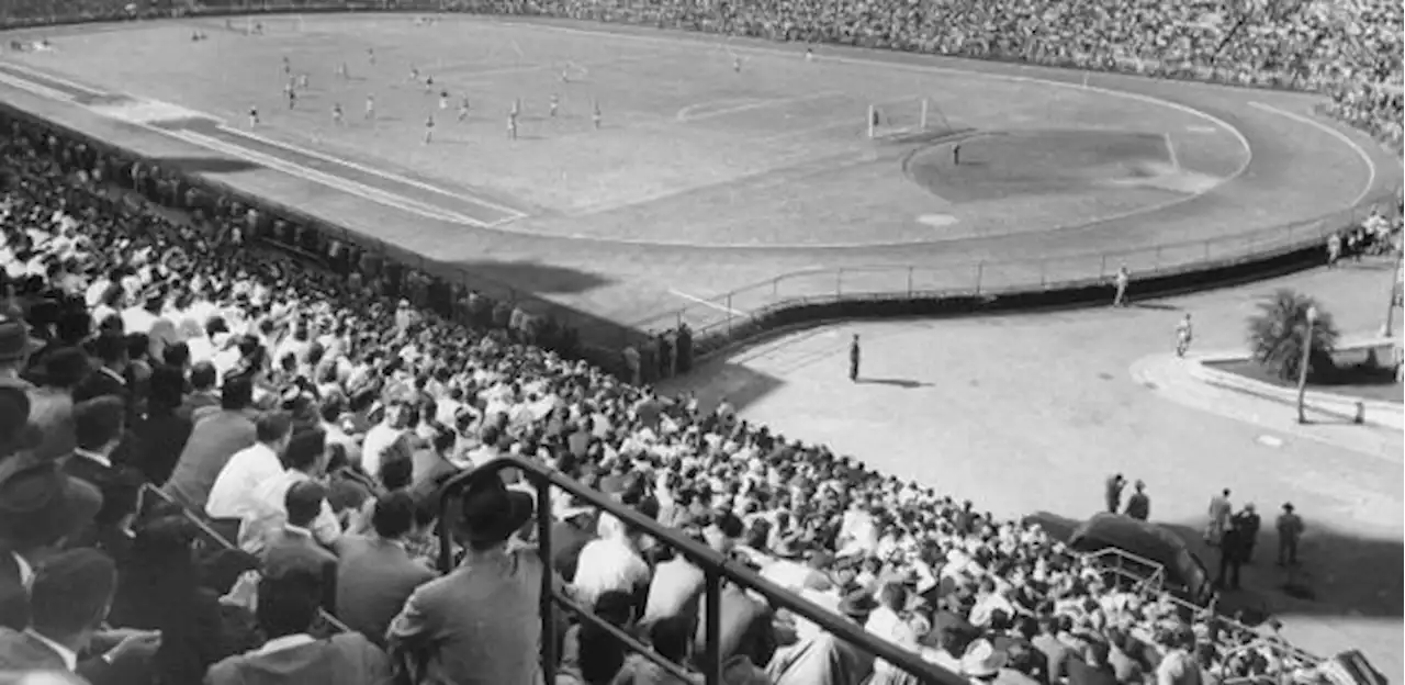 Balaio do Kotscho - São Paulo, campeão de 1957: no meio da festa, choveu garrafada no Pacaembu