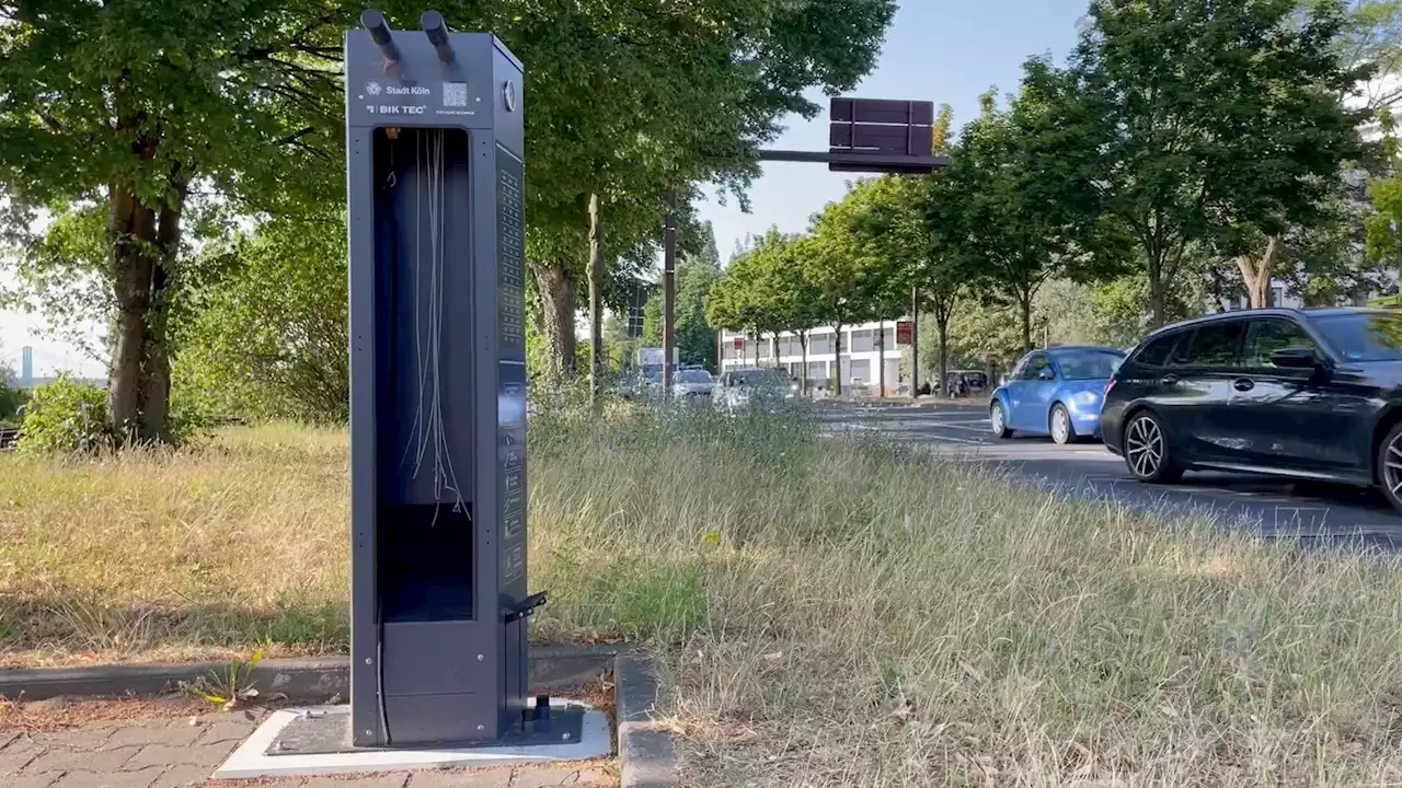 Kurz nach Aufbau: Fahrradservicesäulen schon zerstört