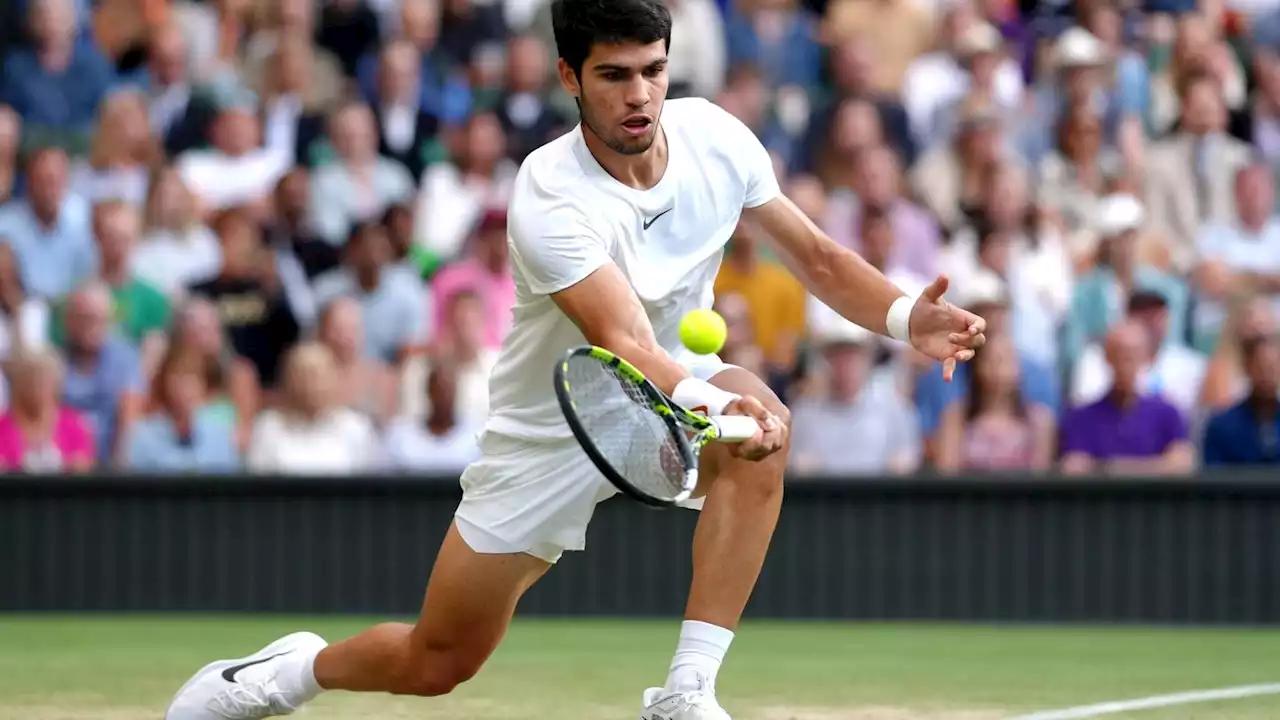 Wimbledon Day 8: Novak Djokovic advances to quarterfinals, Carlos Alcaraz leads Matteo Berrettini