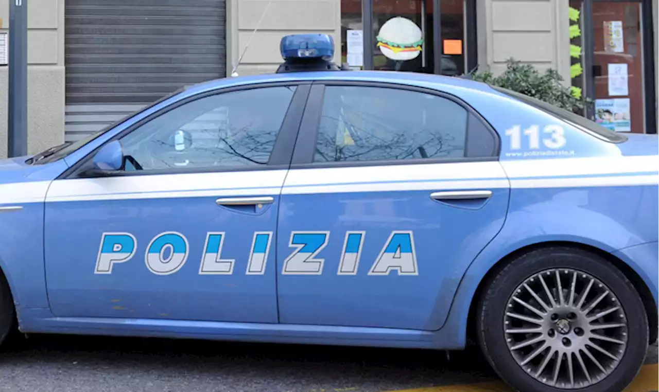 Poliziotto assente 540 giorni in 4 anni ora risarcisce il danno - Notizie - Ansa.it