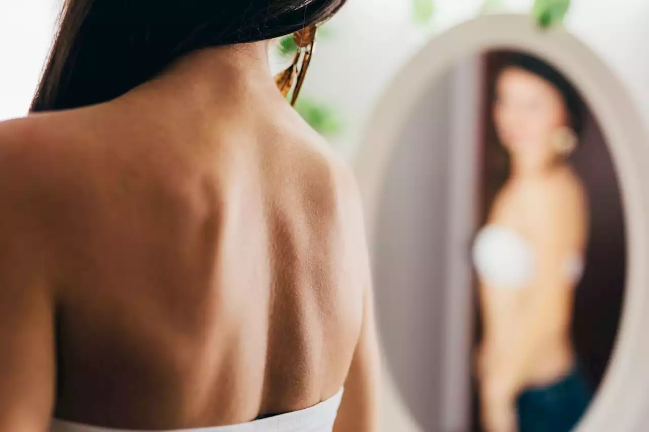 Soutien-gorge : voici les astuces infaillibles pour le rendre invisible en été, selon les stars TikTok