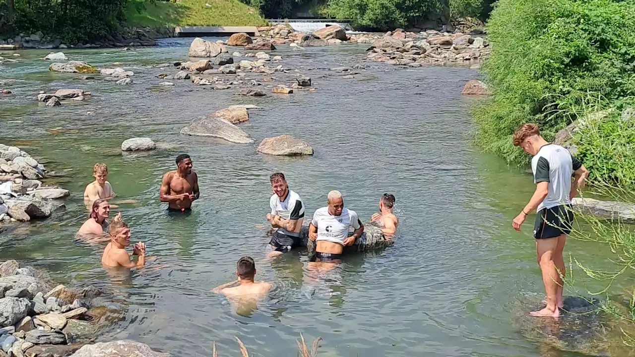 FC St. Pauli mit Abkühlung: Fluss statt Eistonne