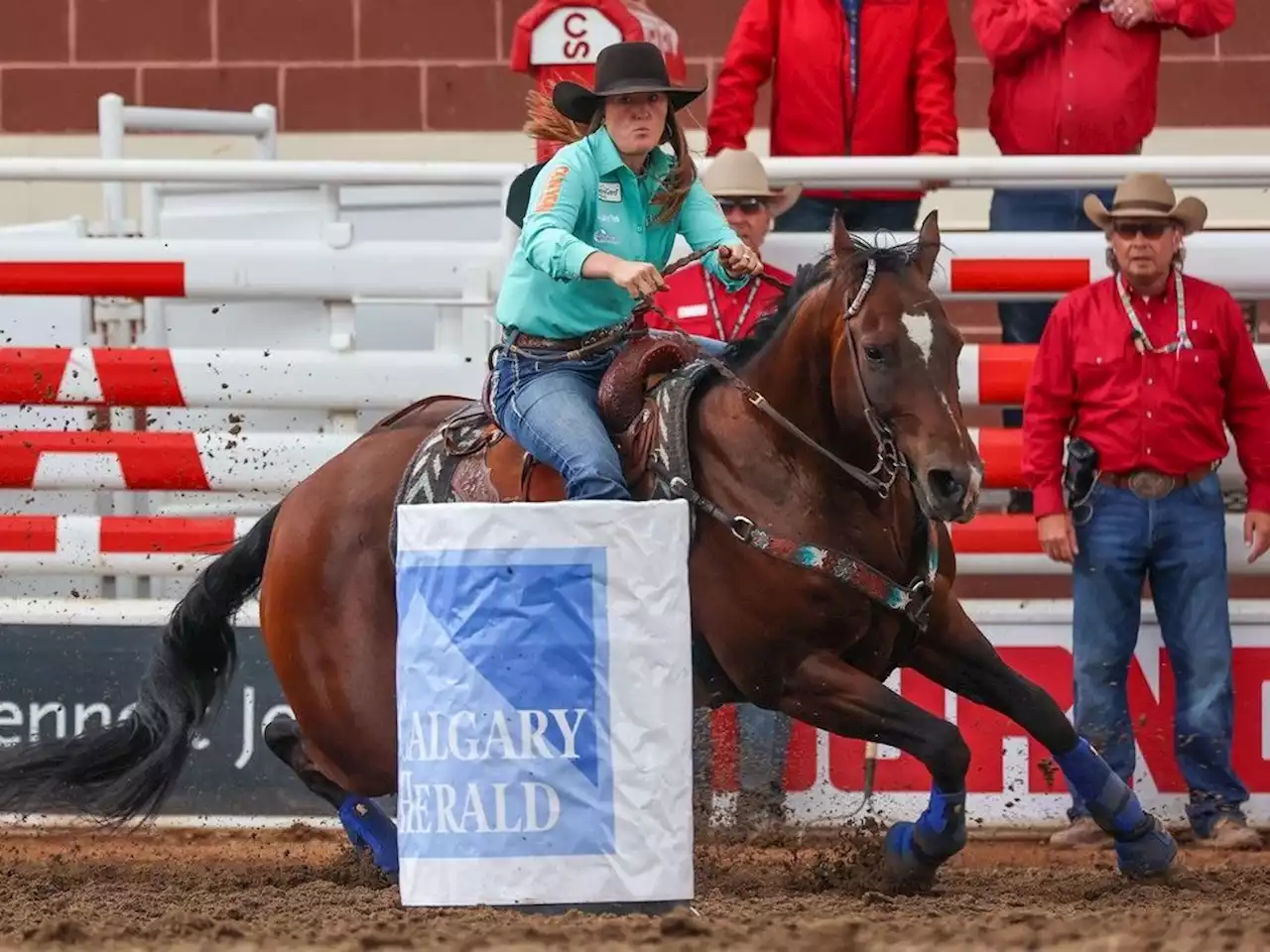 Longview's ridin' and ropin' Whiteside sisters making most of shared visit to Stampede