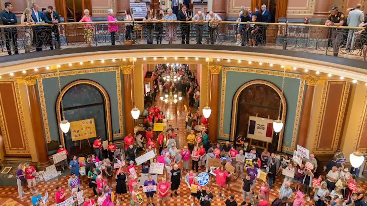 Iowa Republicans advance 6-week abortion ban in special session | CNN Politics