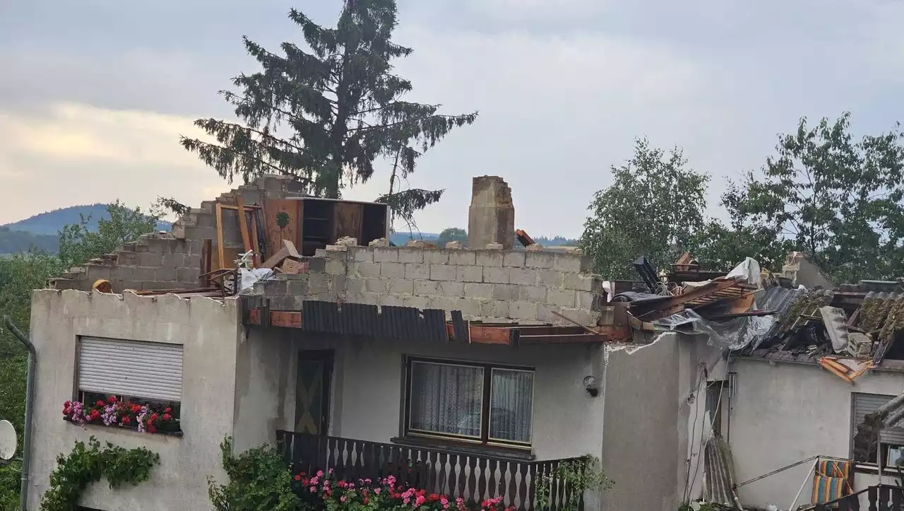 Unwetter in Süddeutschland: Sturm beschädigt rund 30 Häuser im Saarland - war es ein Tornado?