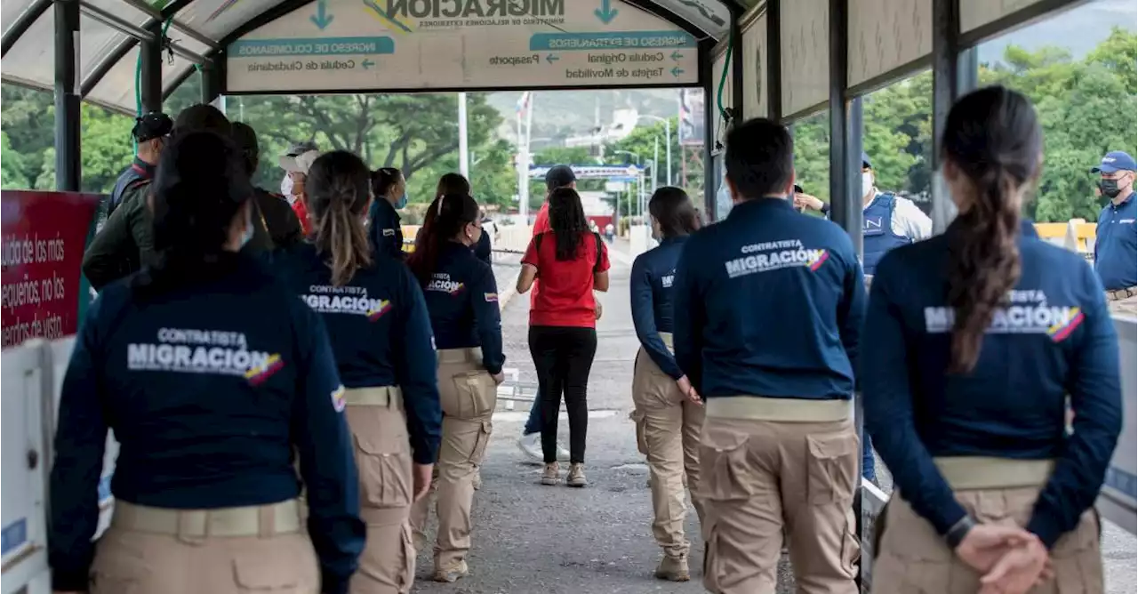 A funcionarios de Migración Colombia los entrenarán en defensa personal, ¿para contrarrestar a intolerantes?