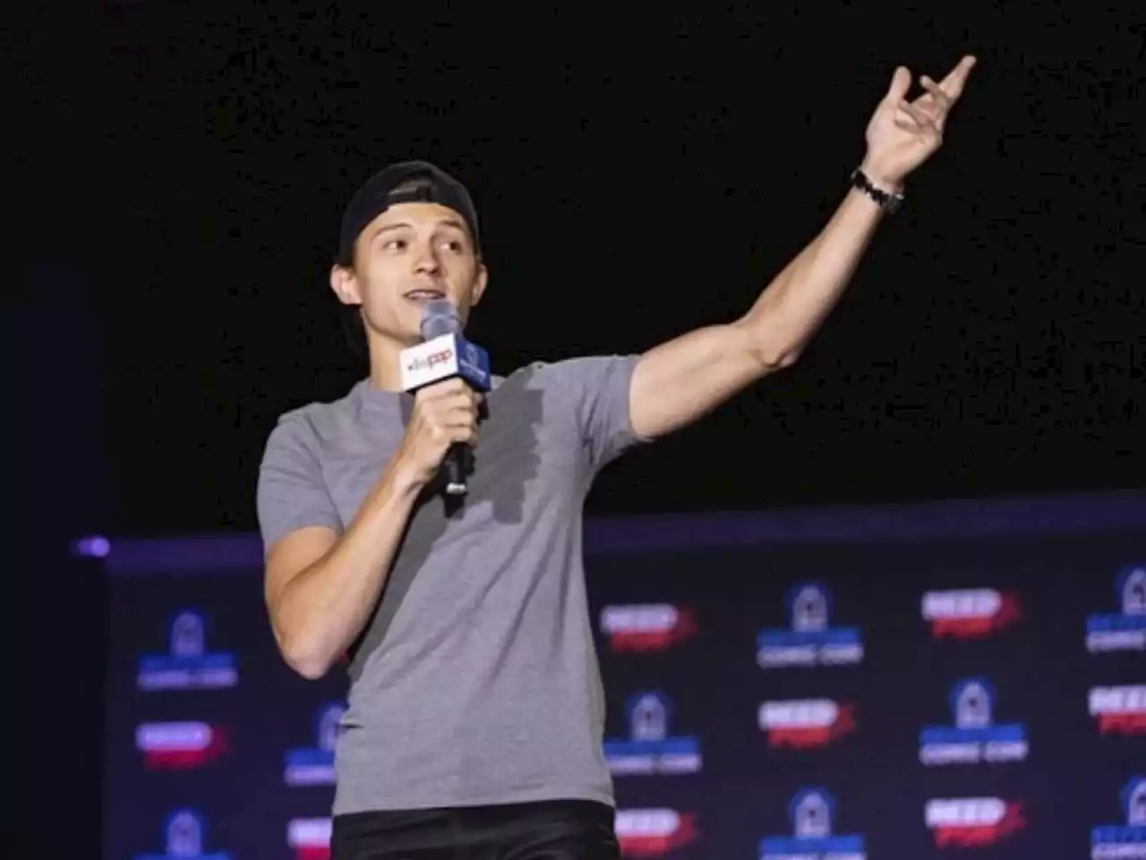 'Ero schiavo dell’alcol'. La confessione choc di Tom Holland