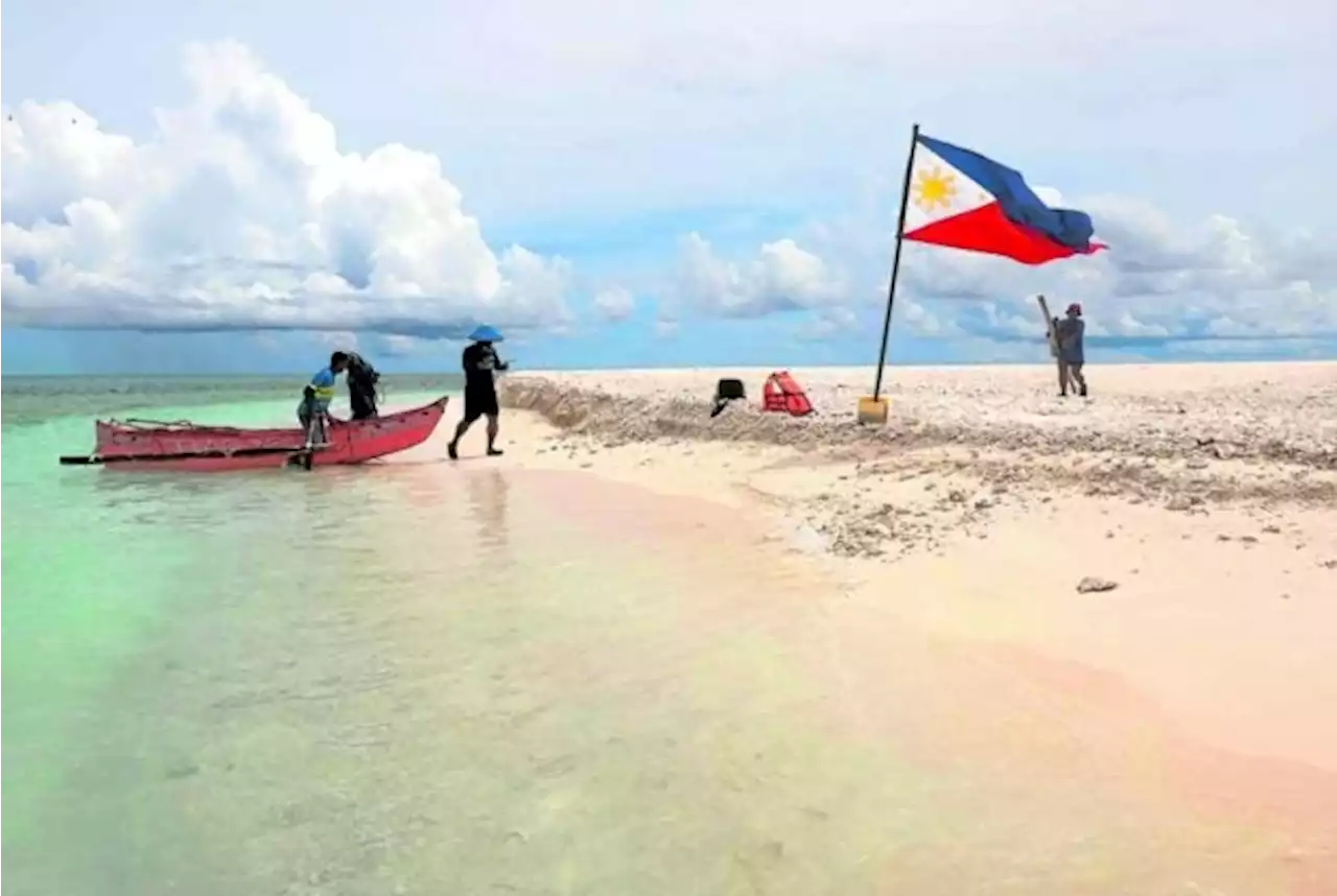 Hontiveros seeks July 12 as ‘National West Philippine Sea Victory Day’