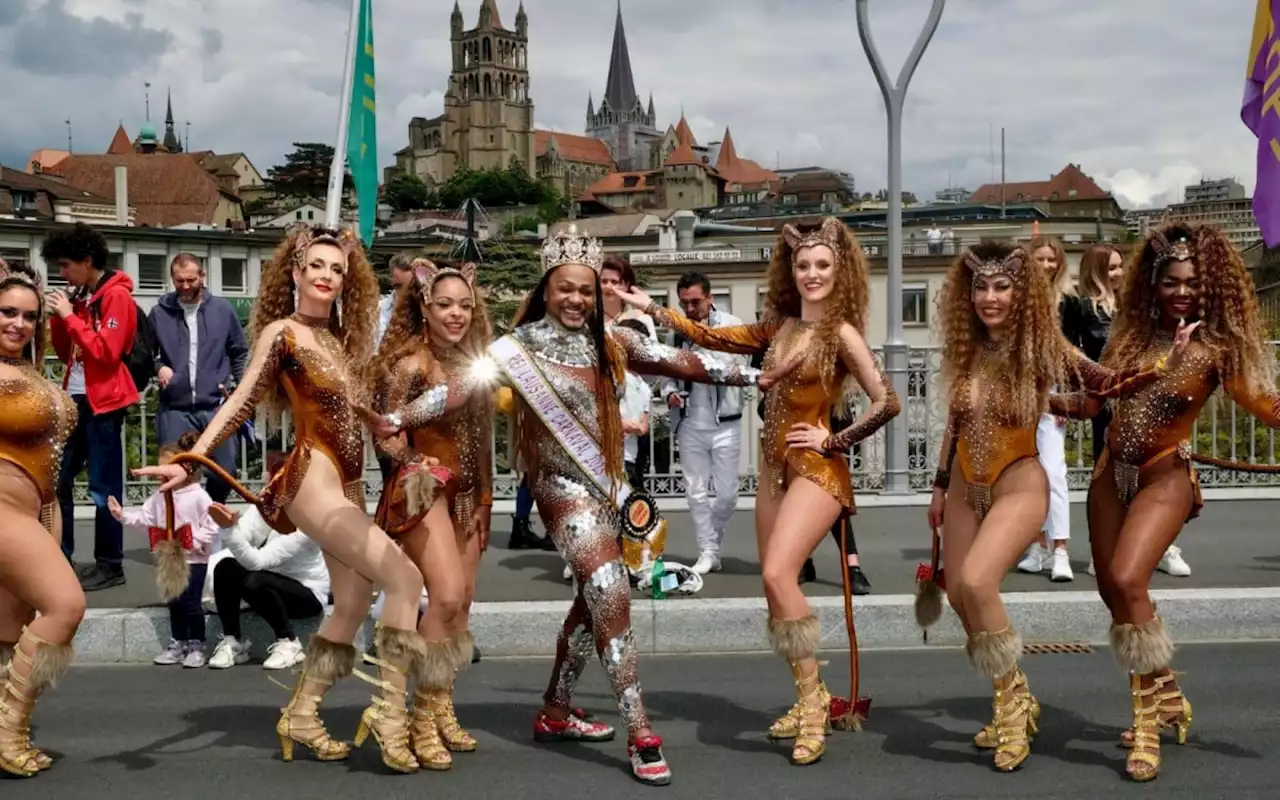 Carlinhos Salgueiro é coroado rei do Carnaval da Suíça | O Dia na Folia | O Dia