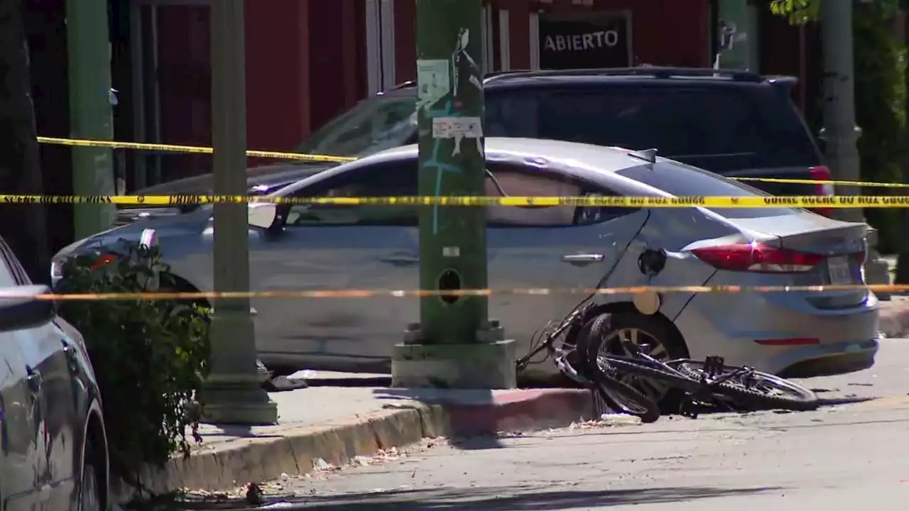 Bicyclist killed in Oakland hit-and-run