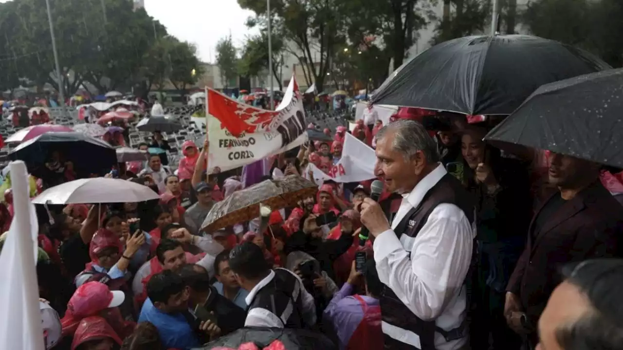 Lluvia frena acto de Adán Augusto López en CDMX; duró 5 minutos