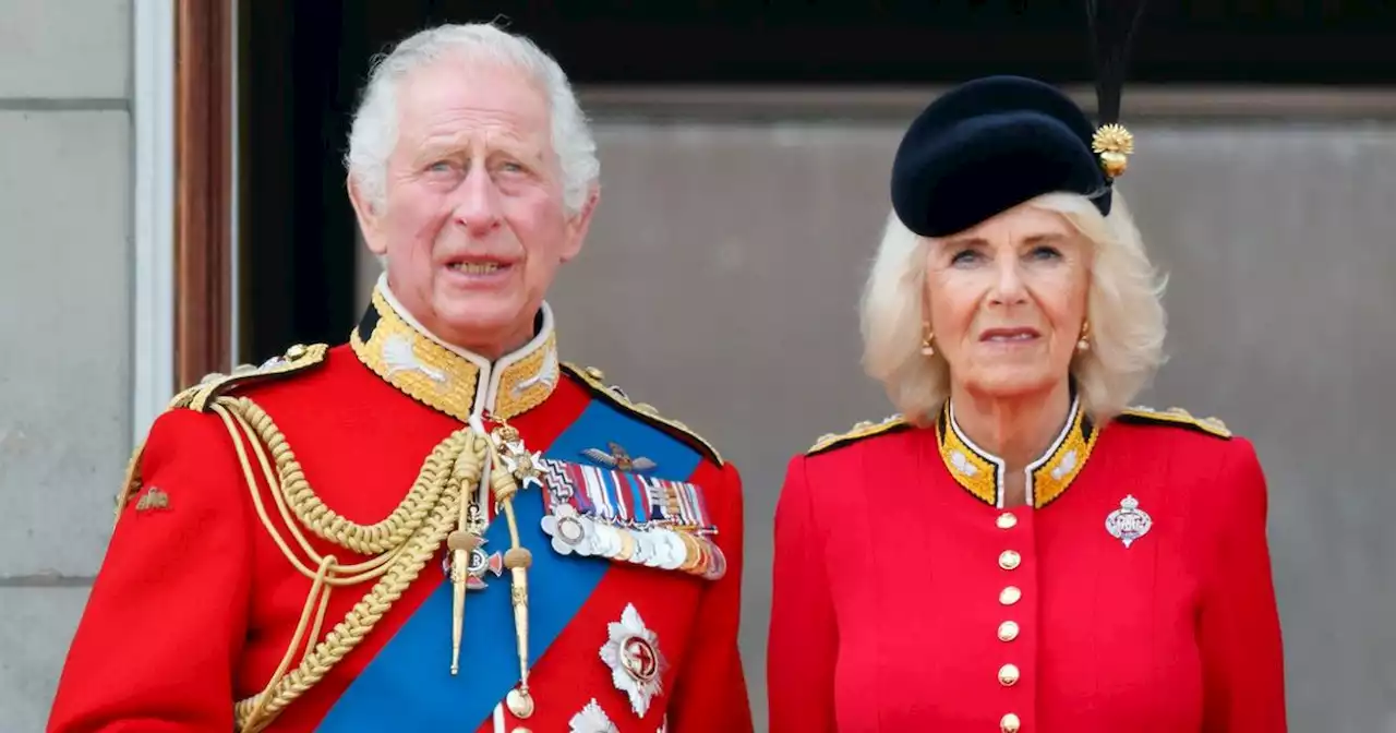 Pourquoi Charles et Camilla ne vivent-ils toujours pas Buckingham Palace ?